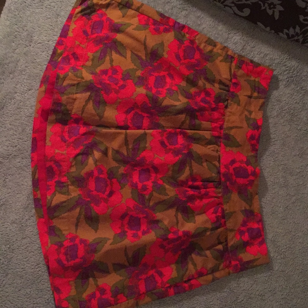 Fossil floral skirt